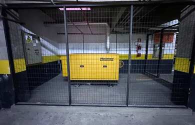 Imagem 8: Galpão/Depósito/Armazém para aluguel e venda tem 1208 metros quadrados