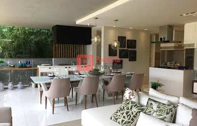 Imagem: O apartamento possui 4 Dormitórios, 5 Banheiros, 3 Vagas na