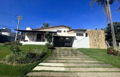 Imagem: A casa em condomínio possui 3 Dormitórios, 5 Banheiros, 4