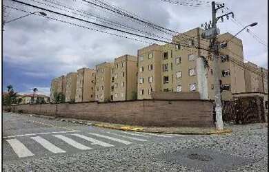 Imagem: O apartamento possui 2 Dormitórios, 1 Banheiro, 1 Vaga na garagem
