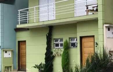 Imagem: A casa em condomínio possui 4 Dormitórios, 4 Banheiros, 3