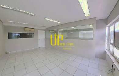 Imagem: O depósito possui 200m² de Área e está localizado em Green