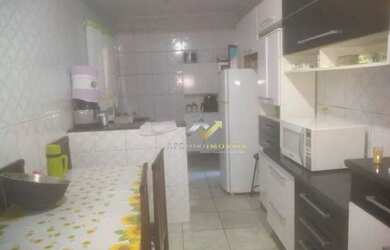 Imagem: A casa possui 2 Dormitórios, 3 Banheiros, 2 Vagas na garagem