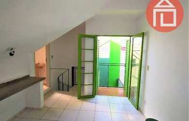 Imagem: A kitnet possui 1 Dormitório, 1 Banheiro, 1 Vaga na garagem