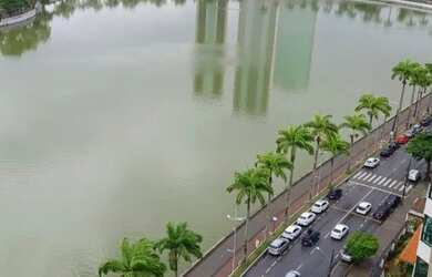 Imagem: O apartamento possui 1 Dormitório, 1 Vaga na garagem e está