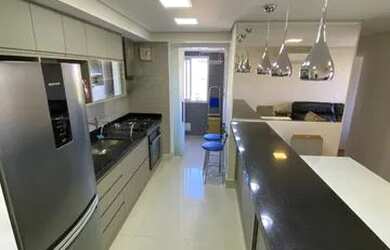 Imagem: O apartamento possui 2 Dormitórios, 2 Banheiros, 2 Vagas na