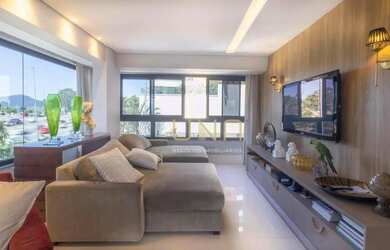 Imagem: O apartamento possui 3 Dormitórios, 3 Banheiros, 2 Vagas na