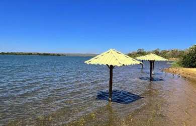 Imagem 16: Chácara na beira do lago