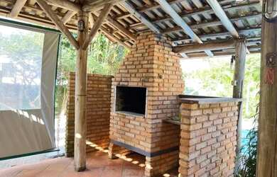 Imagem 5: Casa - Florianópolis SC. Piscina, Churrasqueira, 80m² de Áreae2 Banheiros