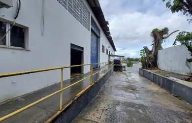 Imagem: O depósito possui 108m² de Área e está localizado em Granjas