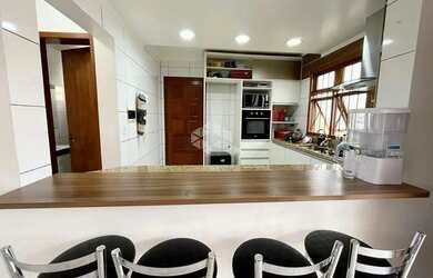 Imagem 8: Casa à venda com 03 dormitórios , sacada e churrasqueira no bairro São...