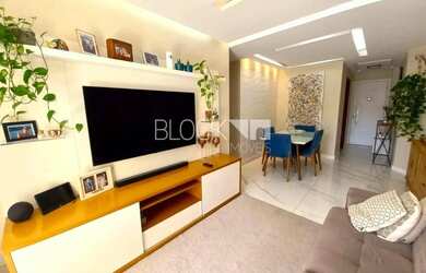 Imagem: O apartamento possui 3 Dormitórios, 3 Banheiros, 2 Vagas na