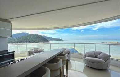 Imagem: O apartamento possui 3 Dormitórios, 4 Banheiros, 2 Vagas na