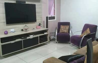 Imagem: A casa possui 3 Dormitórios, 3 Banheiros, 2 Vagas na garagem