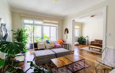 Imagem: O apartamento possui 3 Dormitórios, 2 Banheiros, 1 Vaga na