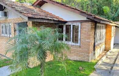 Imagem 6: Casa - Florianópolis SC. Piscina, Churrasqueira, 80m² de Áreae2 Banheiros