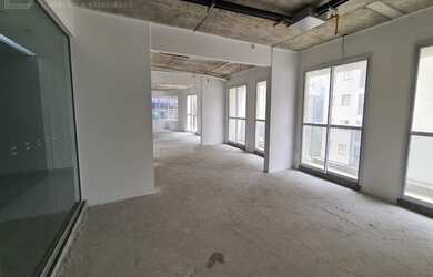 Imagem 13: Locação na Liberdade. 238m² de Áreae5 Vagas na garagem