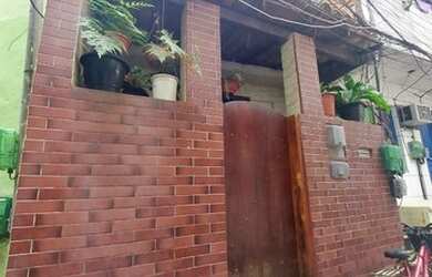 Imagem: A casa possui 3 Dormitórios, 2 Banheiros, 100m² de Área