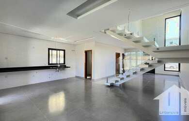 Imagem: A casa em condomínio possui 3 Dormitórios, 5 Banheiros, 2