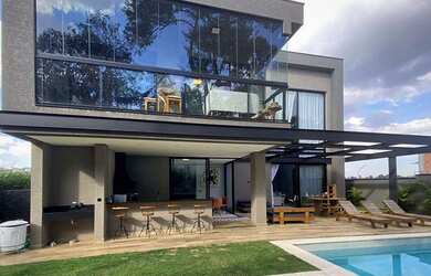 Imagem: Casa Moderna, 4 Suítes e Piscina - Alphaville Granja Viana