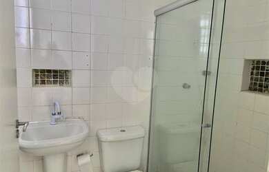 Imagem 16: Charmosa casa 03 dorm / 01 suíte / 02vagas - Metrô Pinheiros