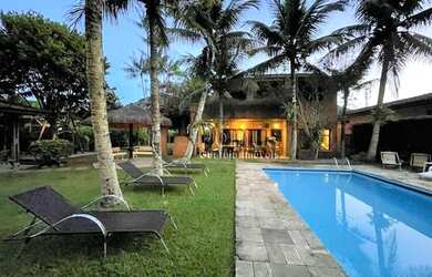 Imagem: Casa Guaiuba com piscina, churrasqueira, forno de pizza, em