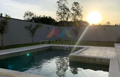 Imagem: A casa em condomínio possui 3 Dormitórios, 3 Banheiros, 4