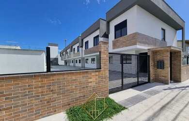 Imagem: A casa possui 2 Dormitórios, 2 Banheiros, 1 Vaga na garagem