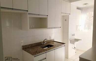 Imagem: O apartamento possui 2 Dormitórios, 1 Banheiro, 1 Vaga na garagem