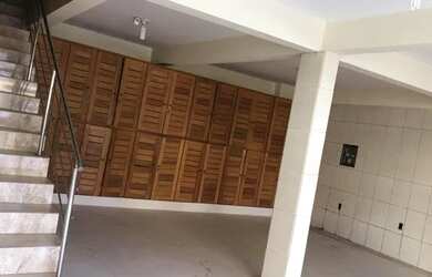 Imagem: A casa possui 5 Dormitórios, 5 Banheiros, 2 Vagas na garagem