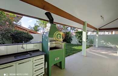 Imagem: A casa em condomínio possui 3 Dormitórios, 4 Banheiros, 5