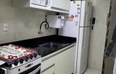 Imagem: O apartamento possui 2 Dormitórios, 1 Banheiro, 1 Vaga na garagem