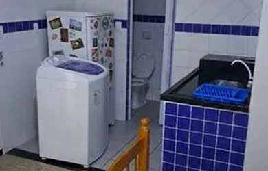 Imagem: A kitnet possui 1 Dormitório, 1 Banheiro e está localizado