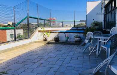 Imagem: O apartamento na cobertura possui 4 Dormitórios, 5 Banheiros