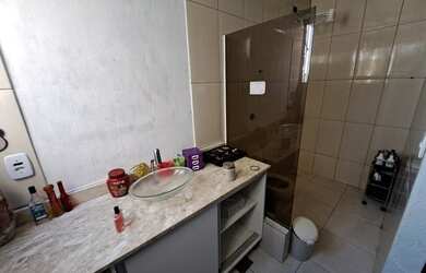 Imagem 3: Belo sobrado localizado na QD 805 fundo com supermercados Euro