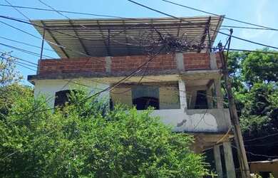 Imagem: A casa possui 2 Dormitórios, 1 Banheiro, 110m² de Área e
