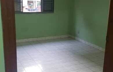 Imagem: A casa possui 3 Dormitórios, 1 Banheiro, 70m² de Área e