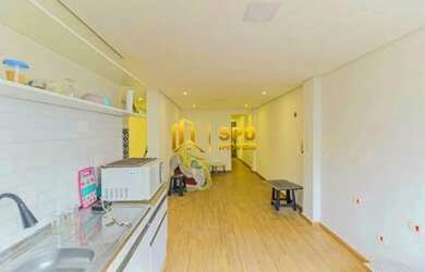 Imagem: O apartamento possui 2 Dormitórios, 2 Banheiros, 80m² de Área