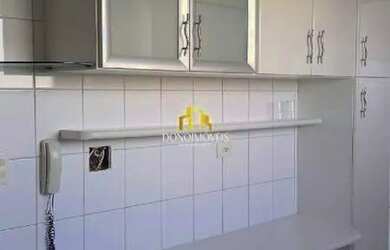 Imagem 3: Apartamento à venda 60 m² 2 dormitórios mobiliados Andar médio Baeta...