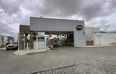 Imagem: A casa em condomínio possui 3 Dormitórios, 2 Banheiros, 3