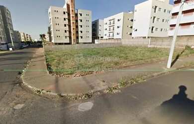 Imagem: O terreno possui 762m² de Área e está localizado em Higienópolis