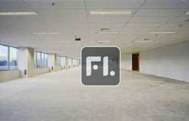 Imagem: O depósito possui 5 Vagas na garagem, 418m² de Área e está