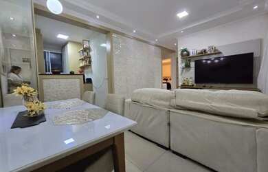 Imagem: O apartamento possui 3 Dormitórios, 1 Banheiro, 1 Vaga na garagem