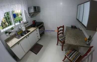 Imagem 11: Sobrado em Porto Alegre, no bairro Hípica, com 3 dormitório s , e 3...