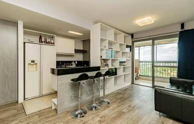 Imagem: O apartamento possui 1 Dormitório, 2 Banheiros, 1 Vaga na garagem