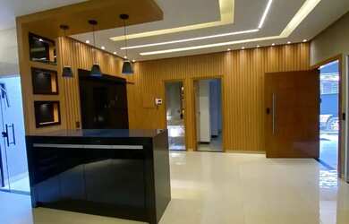 Imagem: A casa possui 3 Dormitórios, 4 Banheiros, 3 Vagas na garagem