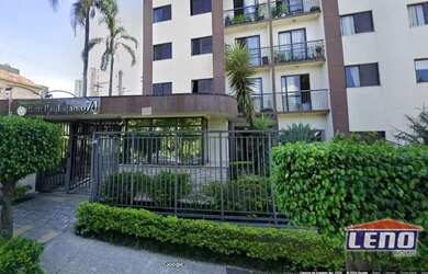 Imagem: O apartamento possui 3 Dormitórios, 1 Banheiro, 1 Vaga na garagem