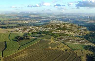 Imagem: O terreno possui 202m² de Área e está localizado em Bonfim