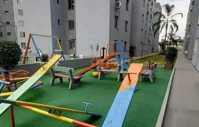 Imagem: O apartamento possui 2 Dormitórios, 1 Banheiro, 1 Vaga na garagem