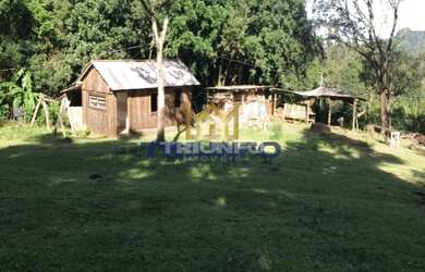 Imagem: A chácara e está localizado em Igrejinha, RS à venda por